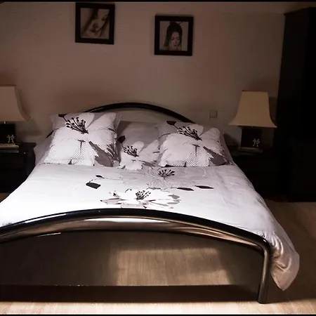 La Plaine Enchantee Couette-café 5*